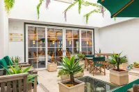 Hotel República Boutique Hotel Hotels in Томар