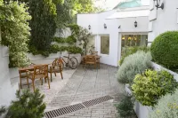 Classic Hotel فنادق في Budaors
