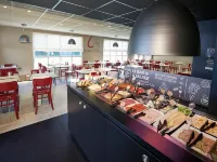 Campanile Orleans Sud - la Source - Aamiainen