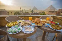 Life Pyramids Inn