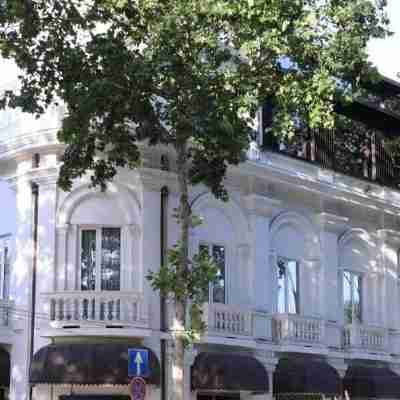 The Crown Boutique Hotel & Spa Hotel Exterior