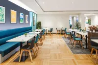 Holiday Inn HIGH WYCOMBE M40, JCT. 4 by IHG - breakfast