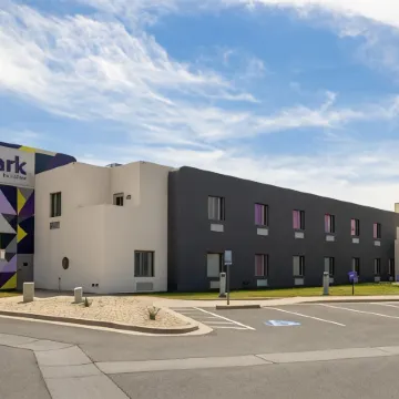 Spark by Hilton Artesia