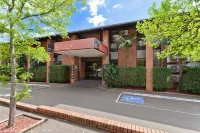 Nightcap at the Ranch Hotel Hotels in Pennant Hills