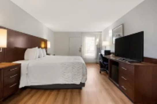 อีโคโน ลอดจ์ ร็อกฟอร์ด คาสิโน แอเรีย โรงแรมในร็อกฟอร์ด