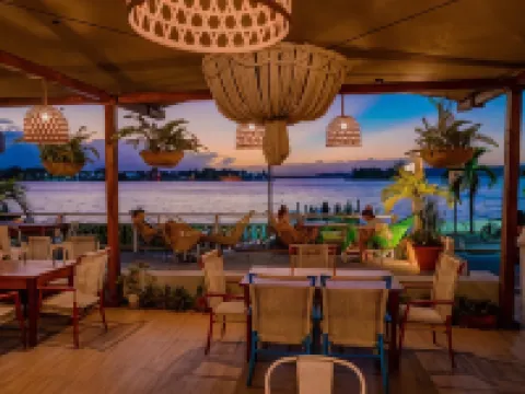 Hotel Peten Hotels in Flores