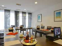 Hotel am Spichernplatz Отели рядом с достопримечательностью «Гольцхайм»