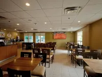 Super 8 by Wyndham Midland Hotels in Midland