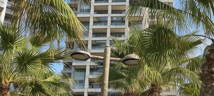 Ocean view mini penthouse on the 30th floor Hotels in HaSharon