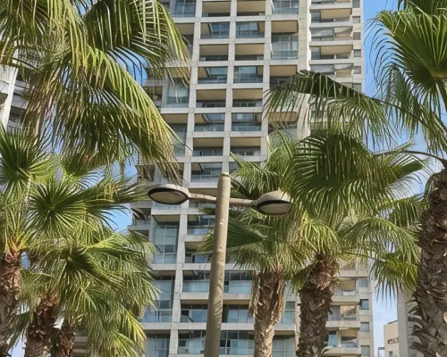 Ocean view mini penthouse on the 30th floor Hotels in Saronsletten