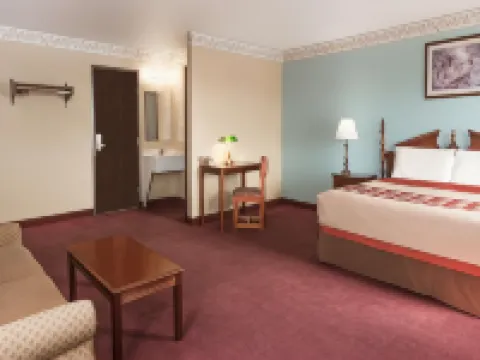 Super 8 by Wyndham Woodstock Hoteles en Condado de McHenry