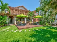 Palm Beach Resort Hotels near Pak Nam Pran