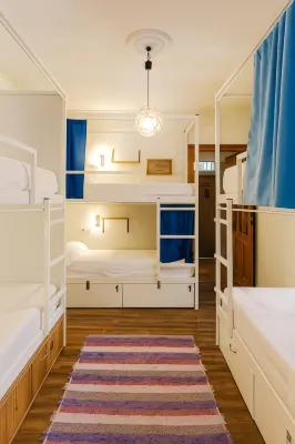 Hostel El Cascabel - Pensions