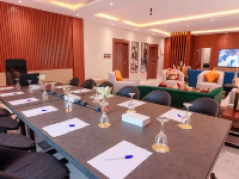 阿爾詹公園酒店 瓦抵達達瓦思爾酒店