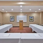 Hampton Inn Winfield/Teays Valley Hotels in Nitro