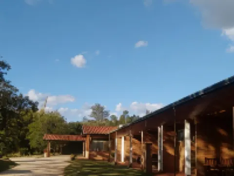 Bougainville Hotel Fazenda Hotels in Amparo