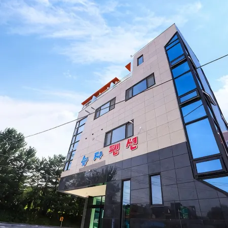 Samcheok Play Pension (Newly Built in July 18)