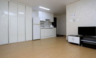 Taean Cheollipo Yeonil Condo Pension