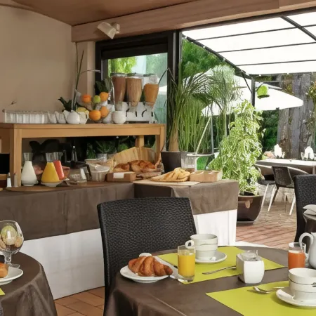 Logis Hotel le Prieure