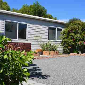 McWilliam Apartments Hotel Exterior