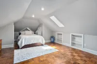 Stunning Home in South Highland