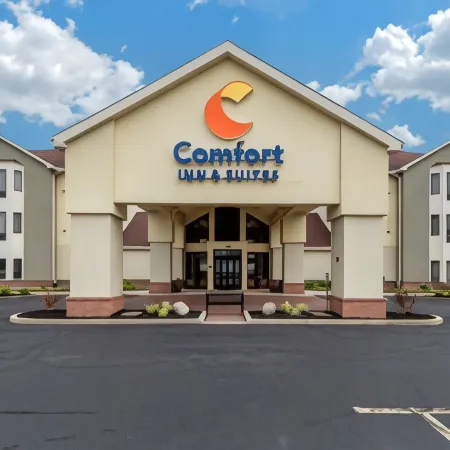 Comfort Inn & Suites Warsaw Near US-30