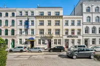 Art Apartments