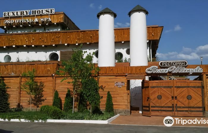 Luxury House Hotel