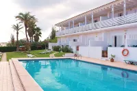 Apartamentos Las Pérgolas - Pools