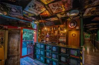 Yinchuan Floating International Youth Hostel (Xinhua Street Drum Tower Branch) - ที่มีบาร์