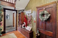The Denton Street Holiday House, an 1893 Victorian in the Historic District