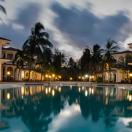 Bahari Dhow Beach Villas