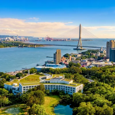 Golden Tulip FAB Hotel New Taipei Hotel dekat Jembatan Cinta Tamsui