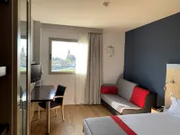 Holiday Inn Express VITORIA by IHG