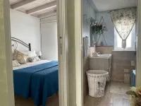 Penthouse in the Historic Center 70m from the Train Station, 700m. from the Sea - Condos