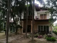 Poolvilla Armthong Home - บังกะโล