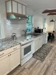Cozy 2-bedroom cabin in tranquil China, Maine with AC, WiFi