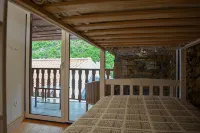 House of the Azereiro - Mountain View