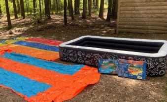 Priv 80 secluded spa cabin retreat in woods nature ATV trails fish hunt relax