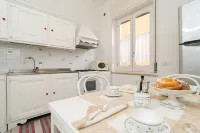 Bright and central apartment just minutes from Sorrento - 2 estrellas