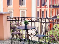 Eccelso Suites Hotels near تريونفالي