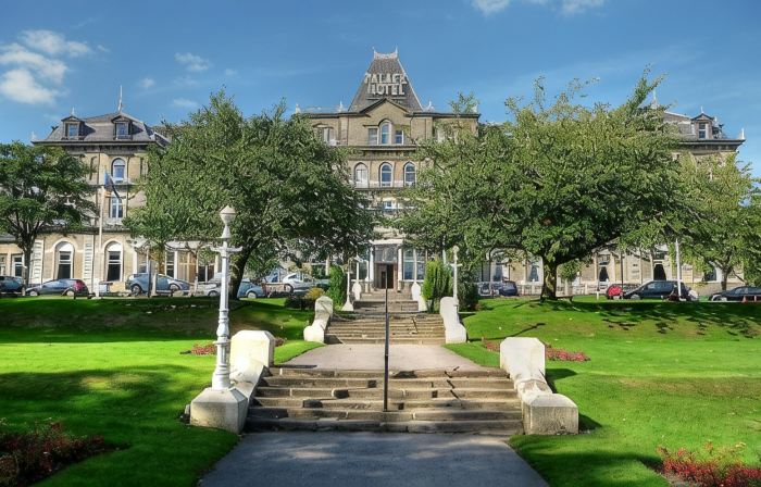 Palace Hotel & Spa