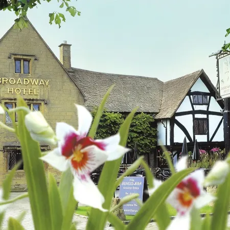 The Broadway Hotel