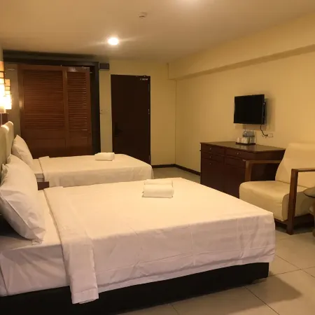 Pertama Lodge