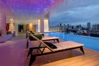 The Granite Luxury Hotel Penang - Pools