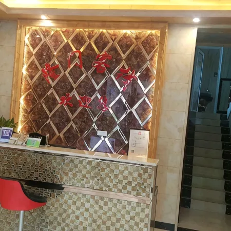 Hefeng Longmen Inn