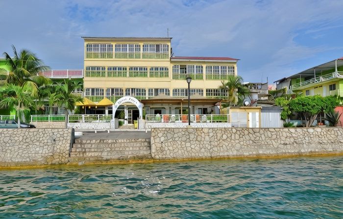 Hotel Peten