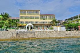 Hotel Peten