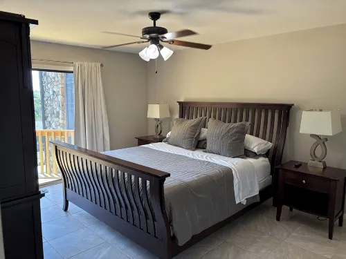 Charming 2-bedroom pet-friendly apartment in beautiful Hot Springs with WiFi, AC