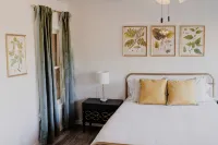 The Farmhouse at Mt. Dennison/Entire Home in Balch Park 2 Mi from Sequoia Forest - 4-Star